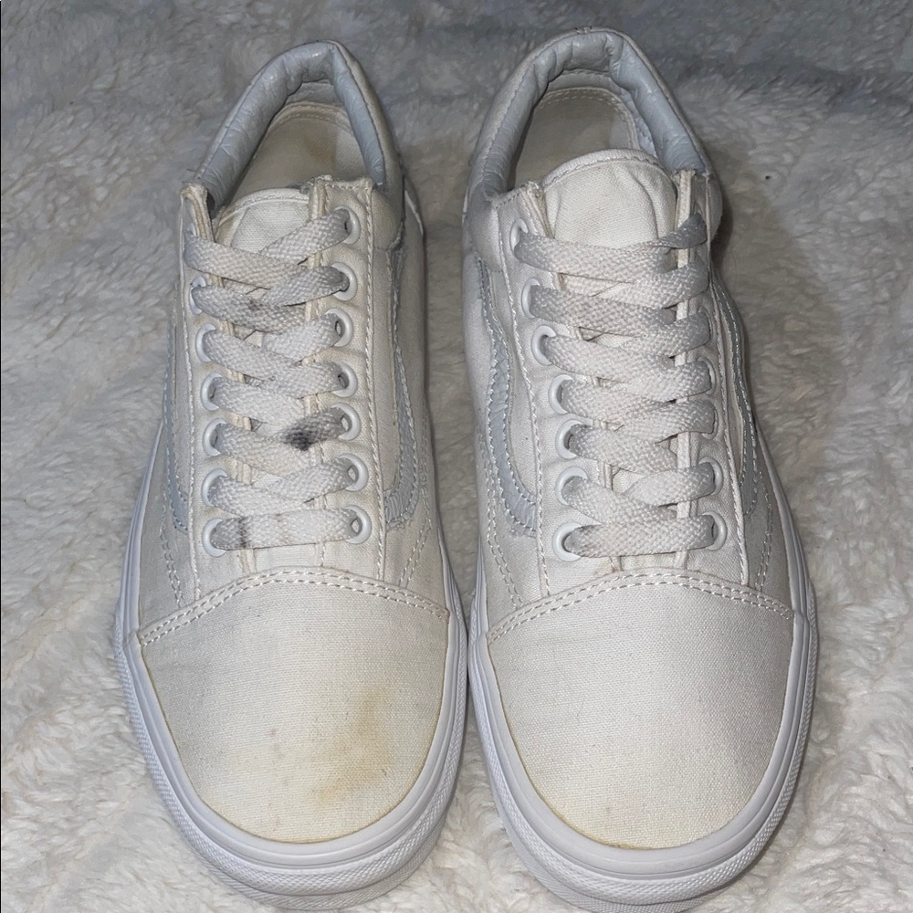 Vans Old Skool White Canvas Low-Top Sneakers